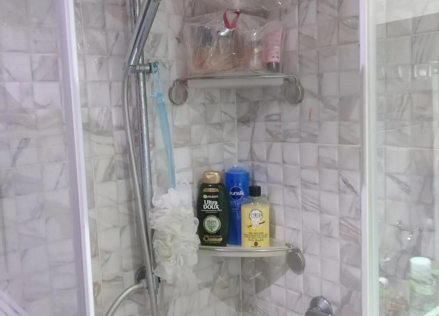 Appartement Yasmina à Ariana Séjour chez l'habitant